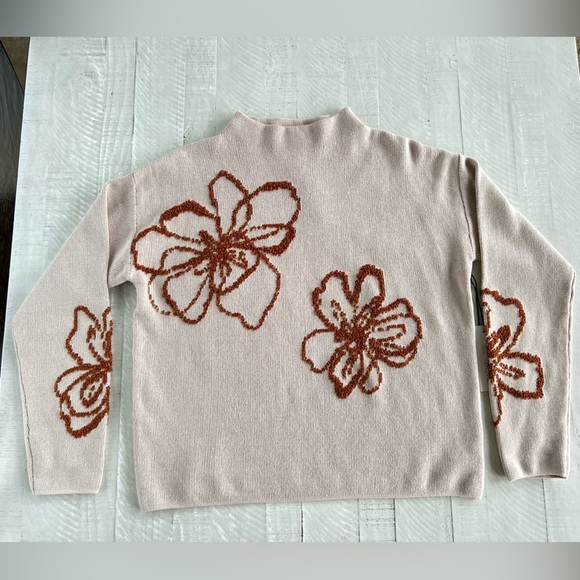 Women’s Rachel Zoe Boho Large Floral Embroidery Novelty oversized Swester NWT L - Picture 1 of 9